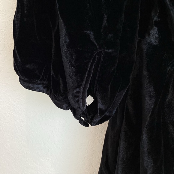 ❌Sold - Maeve Velvet Sweetheart Mini Dress Anthropologie - Picture 10 of 15